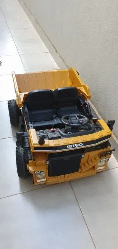Caminhão Basculante Infantil Elétrico Cartruck 12v 2 motores caçamba elétrica luzes radio
