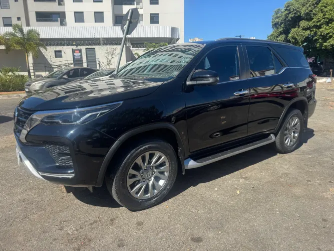 Toyota Hilux SW4 SRX 4X4 2.8 TDI 16V Dies. Aut. 2022
