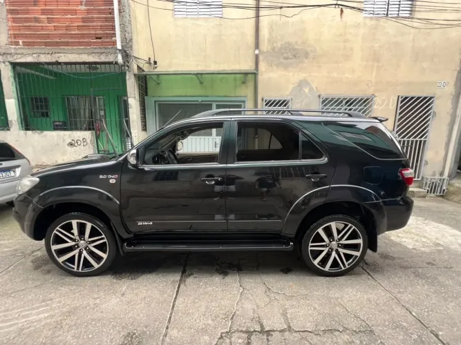 Toyota Hilux SW4 SRV D4-d 4X4 3.0 TDI Dies. AUT 2009