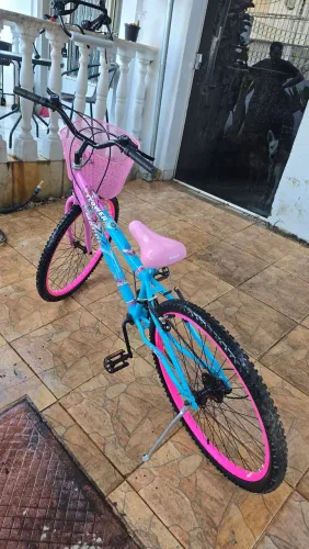 Bicicleta Praticamente Nova