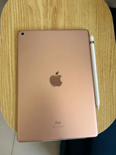 iPad 8ª geração 32GB + Apple Pencil de 1ª geração / iniciado março de 2020