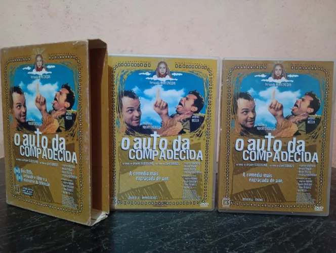 DVD O AUTO DA COMPADECIDA - EDIÇÃO ESPECIAL DE COLECIONADOR (FILME E MINISERIE)