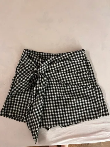 short saia quadriculado 