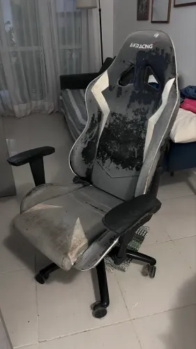 Cadeira gamer quebrada