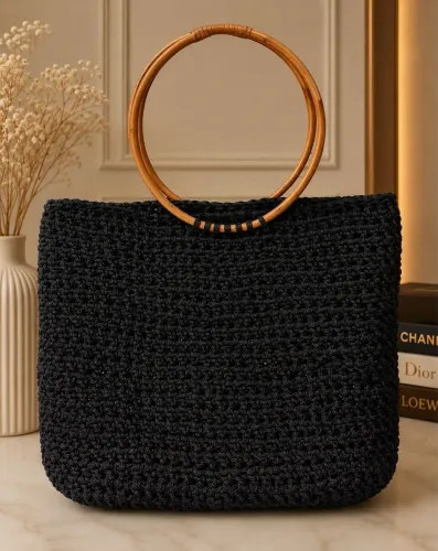 Bolsa de praia artesanal de crochê feita à mão
