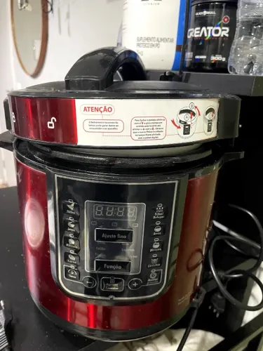 Panela de pressão elétrica
