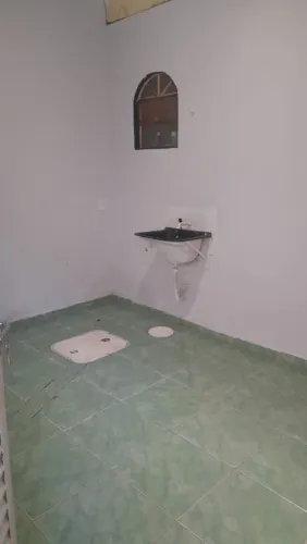 Aluga-se esse quarto