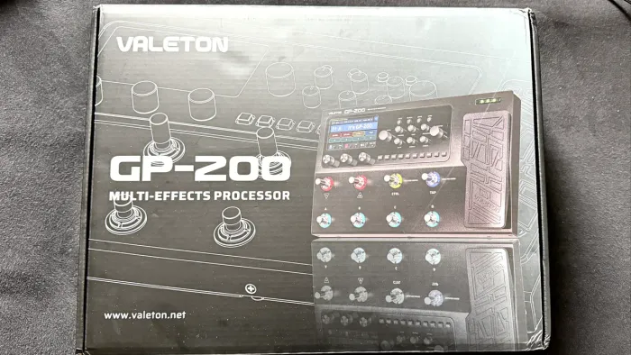 Valeton GP-200 - Pedaleira Profissional com Interface USB e Saídas XLR - NOVA