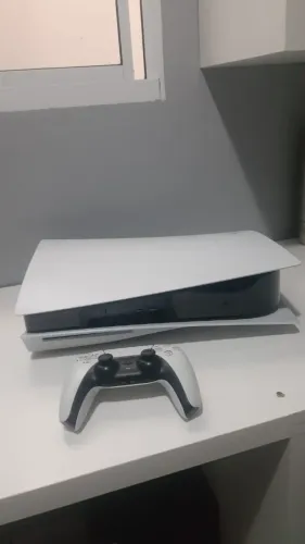 PlayStation 5 - VENDA URGENTE (Vendo somente na região de Florianópolis)