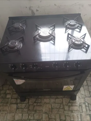 Fogão de 5 bocas
