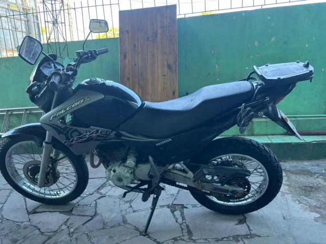 Moto Falcon 2006