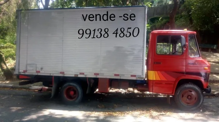 Caminhão  82