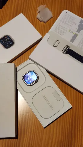 Apple Watch Ultra 2 GPS + Cellular - Saúde Bateria 100%