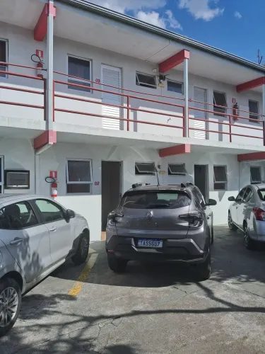 Aluguel de um quarto mobiliado c banheiro p aluguel mensal p uma pessoa