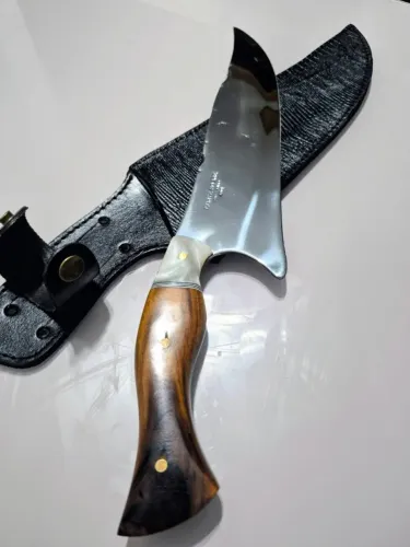 Faca artesanal para churrasco e coleção
