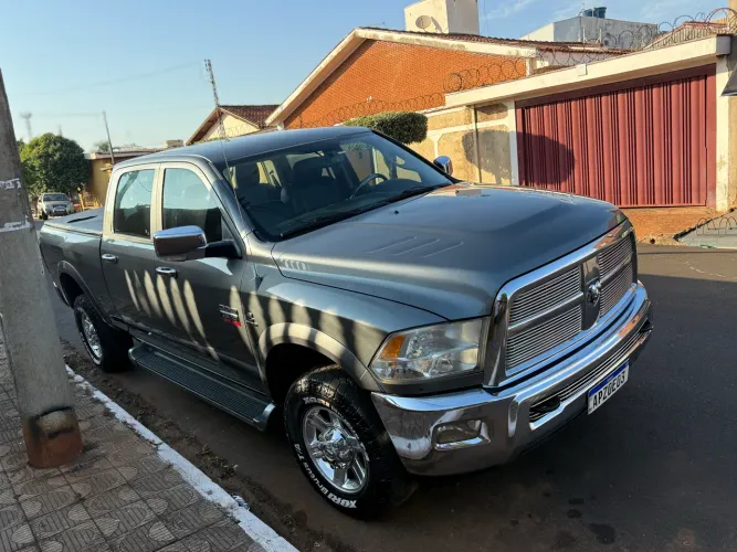 Dodge Ram 2500 Laie 6.7 TDI CD 4X4 Dies 2012