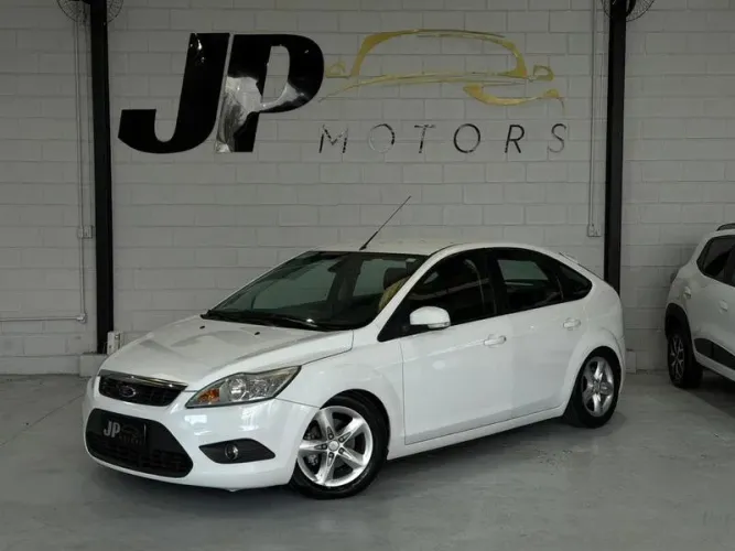 Ford Focus 2.0 16v/ 2.0 16V Flex 5P 2013