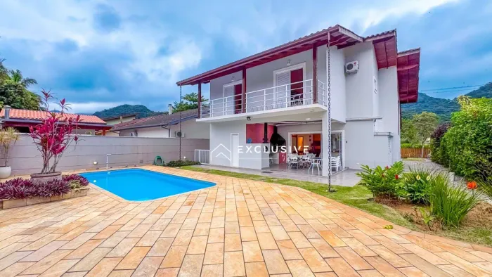 Casa com 3 dormitórios à venda, 195 m² por R$ 1.800.000,00 - Horto Florestal - Ubatuba/SP