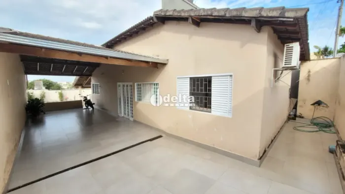 Casa residencial com 3 quartos sendo 1 suíte disponível para venda no bairro Presidente Ro