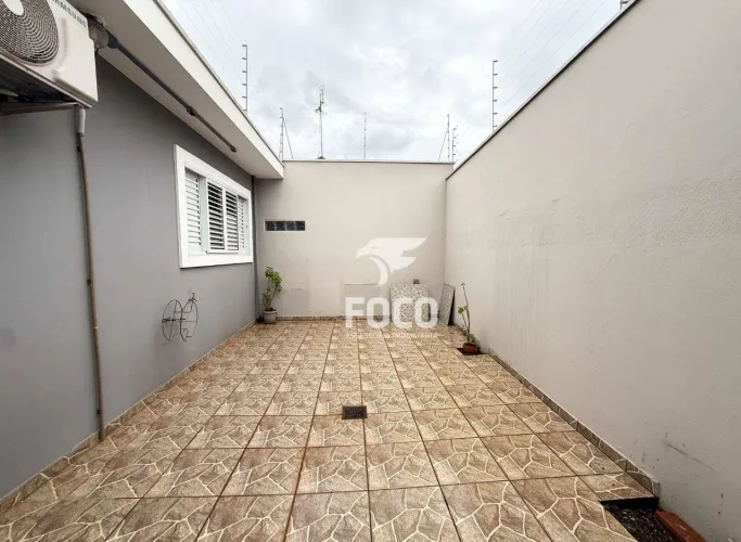 CASA COMERCIAL COM 3 SALAS 224MTS² SAÚDE RIO CLARO SP