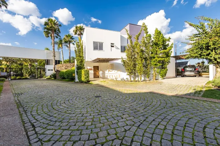 CASA EM CONDOMÍNIO PARA VENDA COM 3 SUÍTES NO SANTO INÁCIO
