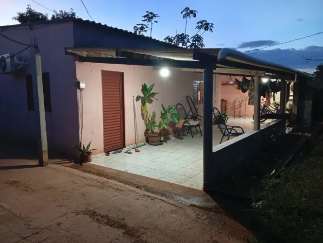 Terreno com uma casa e quatro kitnets 