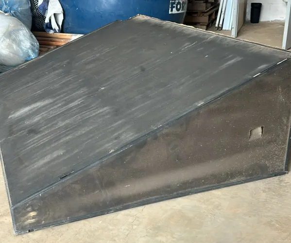 Toldo em ótima condição interessados chamar Toldo : 1,86comprimento  x 1,10 largura