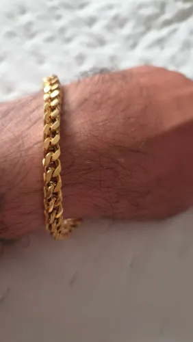 Pulseira invicta banhada a ouro 18K