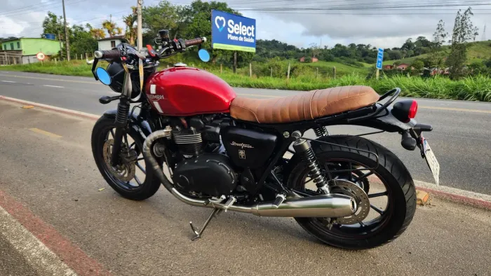 Street twin 900
