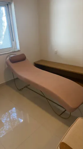 Chaise/ Divã