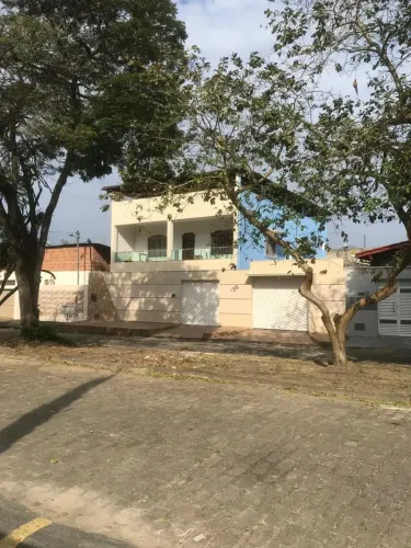 Imóvel para venda tem 261 metros quadrados com 5 quartos em Centro - Itamaraju - BA