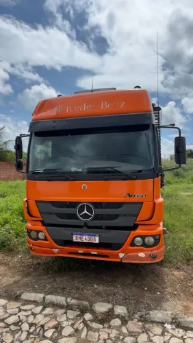 Vendo Mercedes 3030 Bitruck automático<br>Bitruck <br>Ano 2021 <br>470.000 rodado <br>Valor R$ 480.000