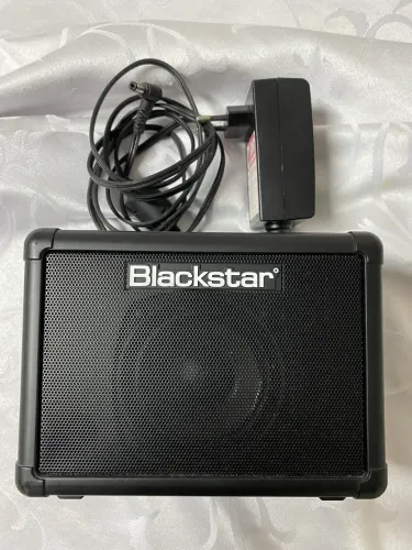 amplificador mini blackstar fly 3  3w, 2 canais, delay e overdrive (importado eua)