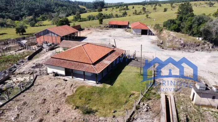 Sítio com 3 Quartos e 1 banheiro à Venda, 24 alqueires por R$ 3.500.000 Cód. ch1692