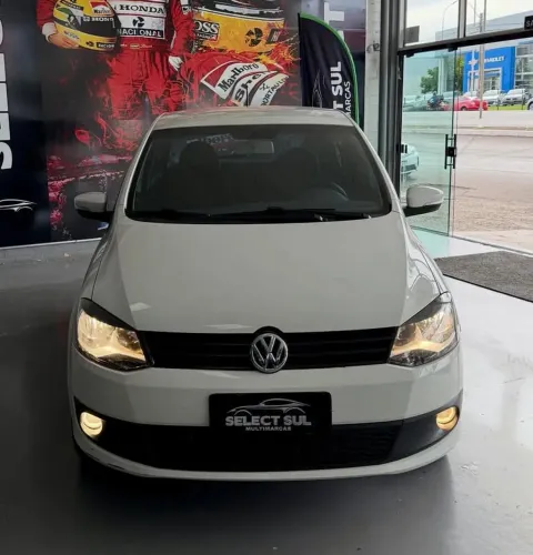 Volkswagen Fox 1.0 MI Total Flex 8V 5P 2014