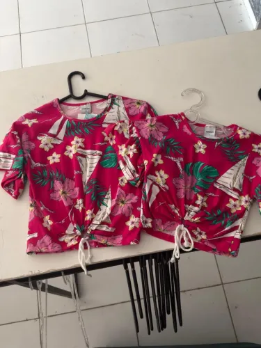 Peça de roupa infantil