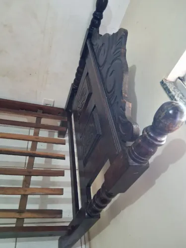 Cama solteiro de sucupira com colchão ortobom