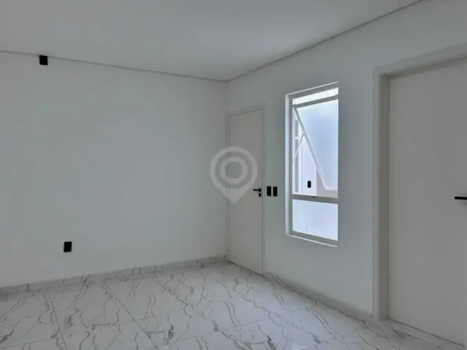 Sala : / Comercial / Centro