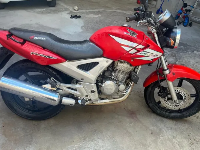 Twister 250 cc ano 2008