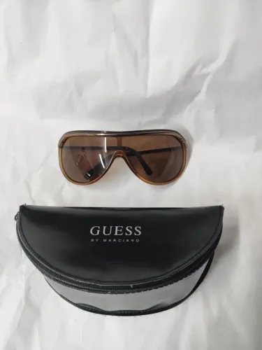Óculos de Sol Feminino Guess Marciano - Modelo GU6336 BRN-1