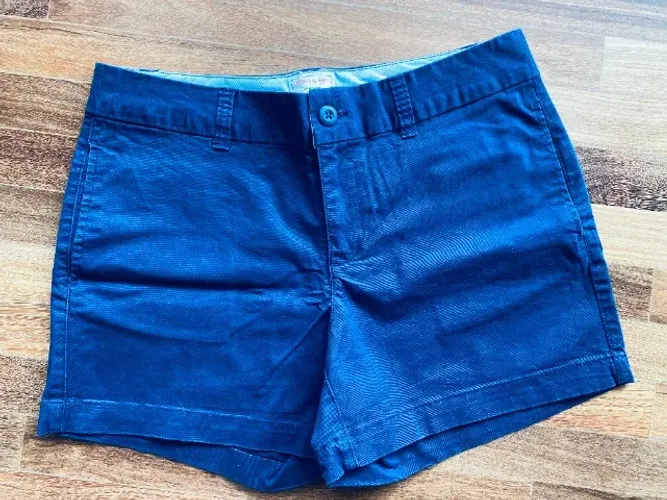 Shorts GAP Azul Marinho