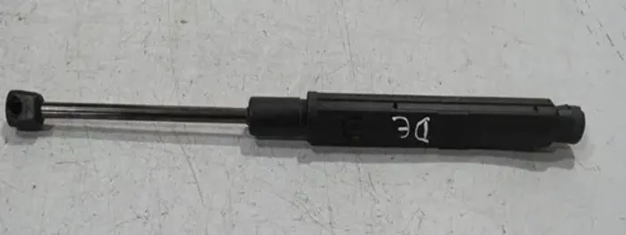 Amortecedor Esquerdo Do Porta Malas Mercedes E300 2020 