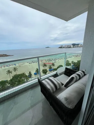 Apartamento em Pitangueiras! Edificio Vila Rica! Avenida Mal. Deodoro da Fonseca, 980! 3 D