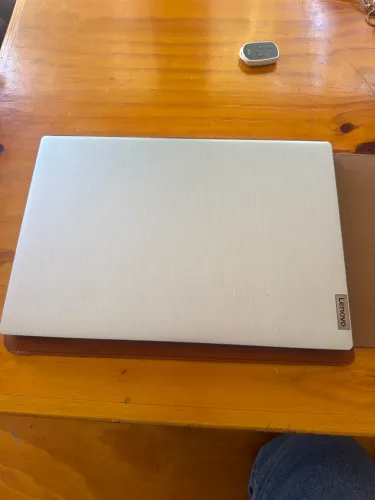 Vendo notebook Lenovo