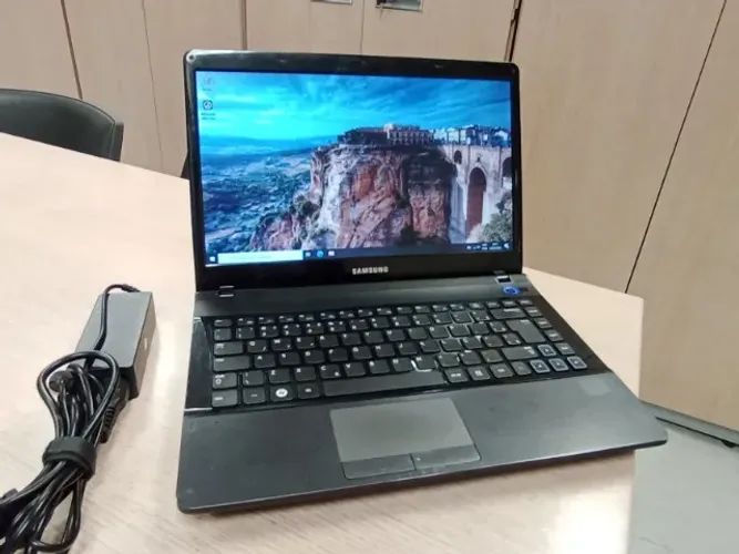 Notebook Samsung Intel Celeron 1,70Ghz