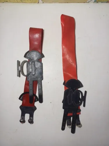 Brinquedo cinto infantil de bombeiros anos 70