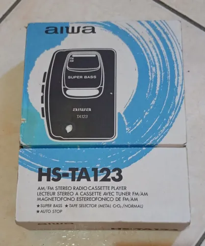 Walkman Aiwa Am FM com Headphone na caixa NUNCA USADO Raridade
