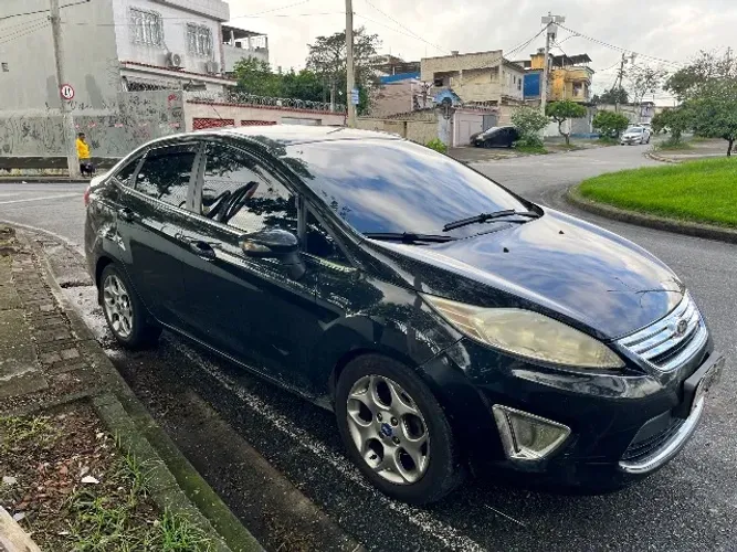 Ford Fiesta SE 1.6 16V Flex 5P 2013