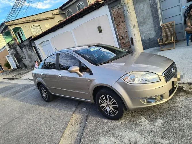 Fiat Linea LX 1.9/ 1.8 Flex 16V 4P 2010