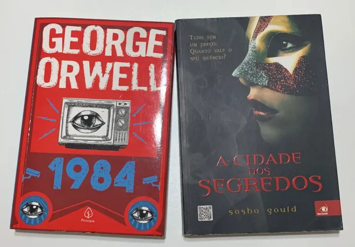 LIVROS( 1984, AUGUSTO CURY, QUERIDO JOHN, A CULPA DAS ESTRELAS E ETC)